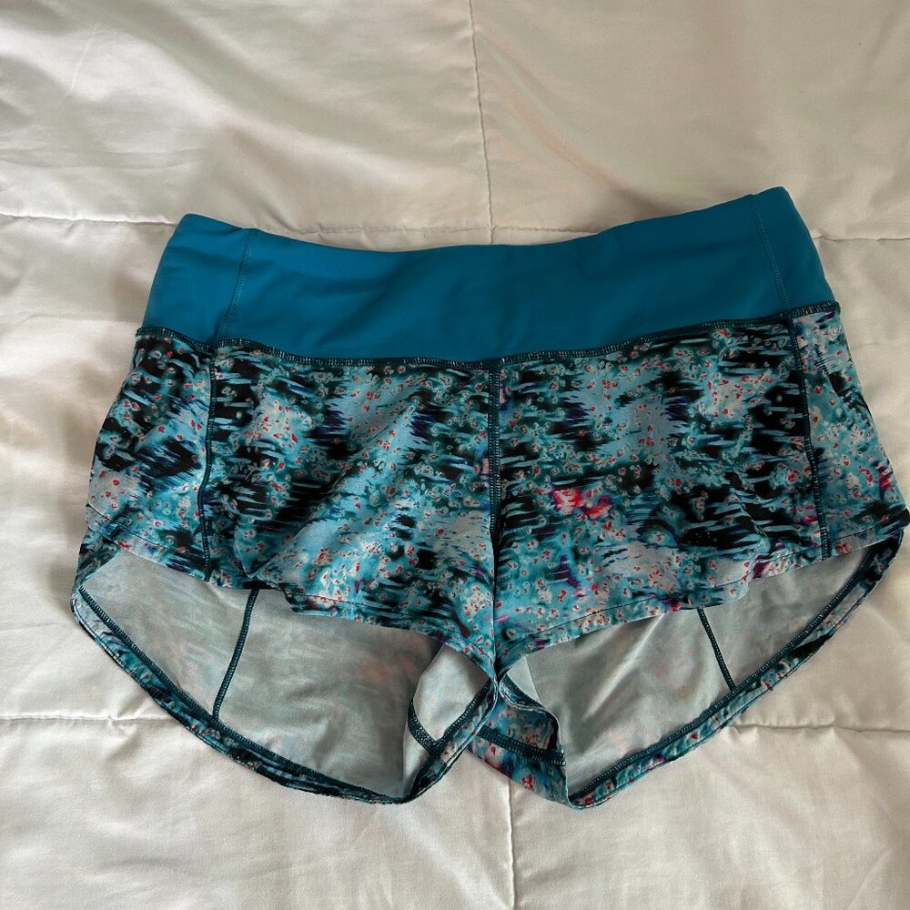 Lululemon Speed Up shorts